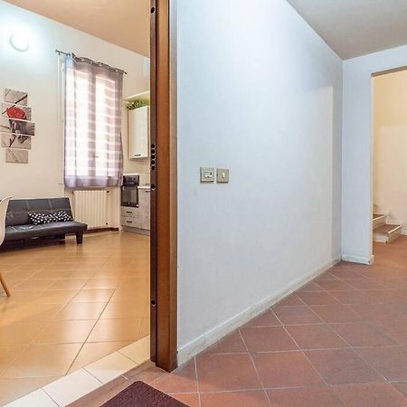 Lo Specchio Di Ferrara Apartman Kültér fotó