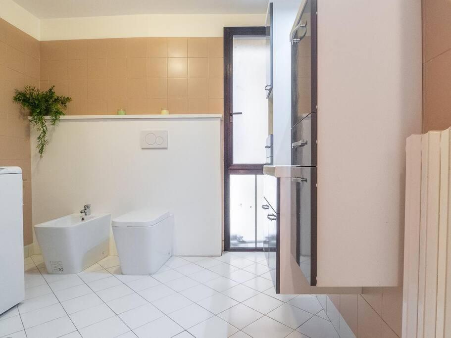 Lo Specchio Di Ferrara Apartman Kültér fotó