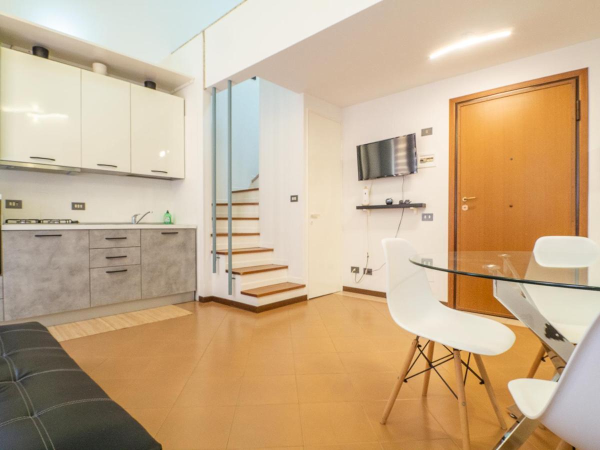 Lo Specchio Di Ferrara Apartman Kültér fotó