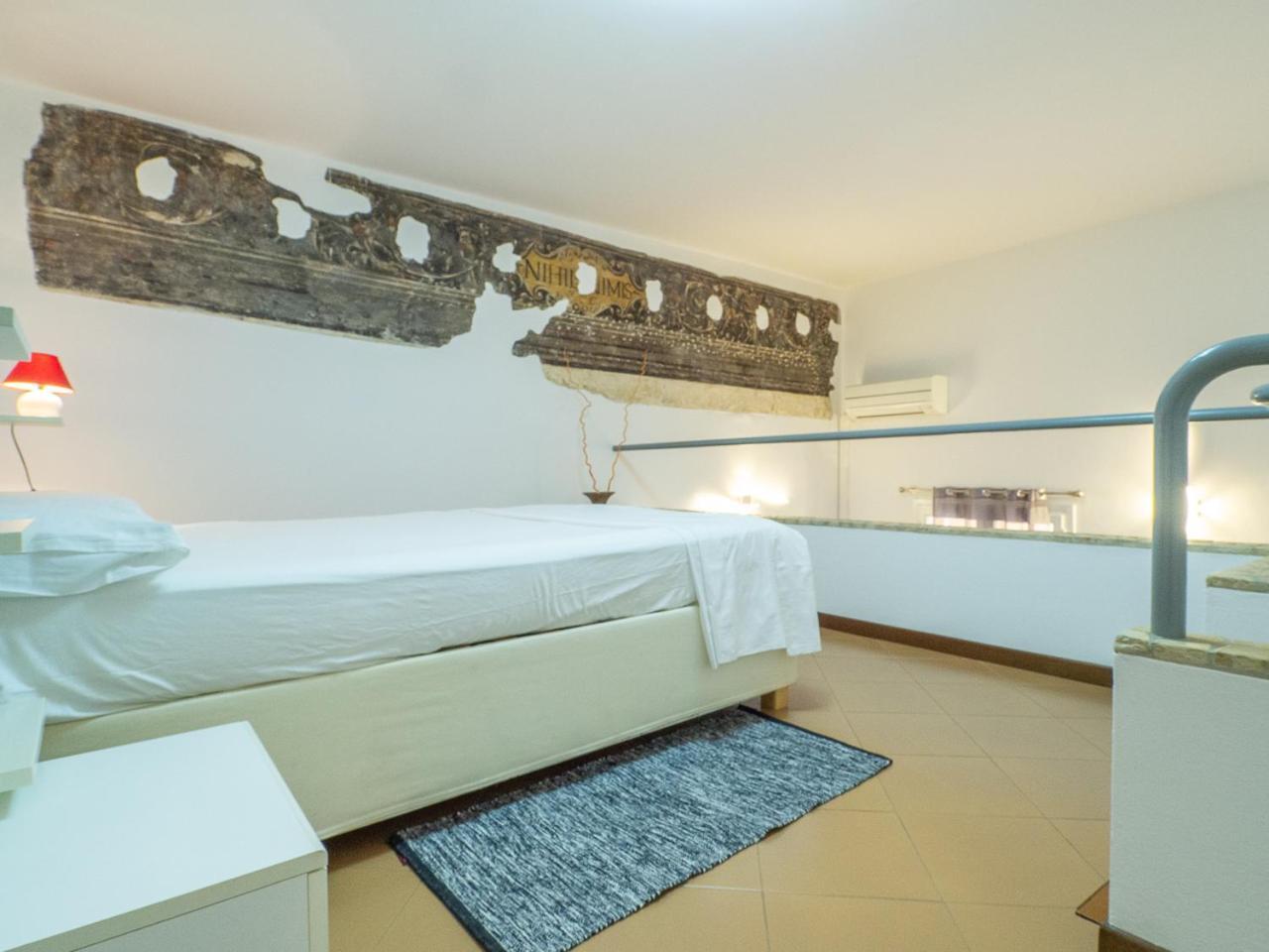 Lo Specchio Di Ferrara Apartman Kültér fotó